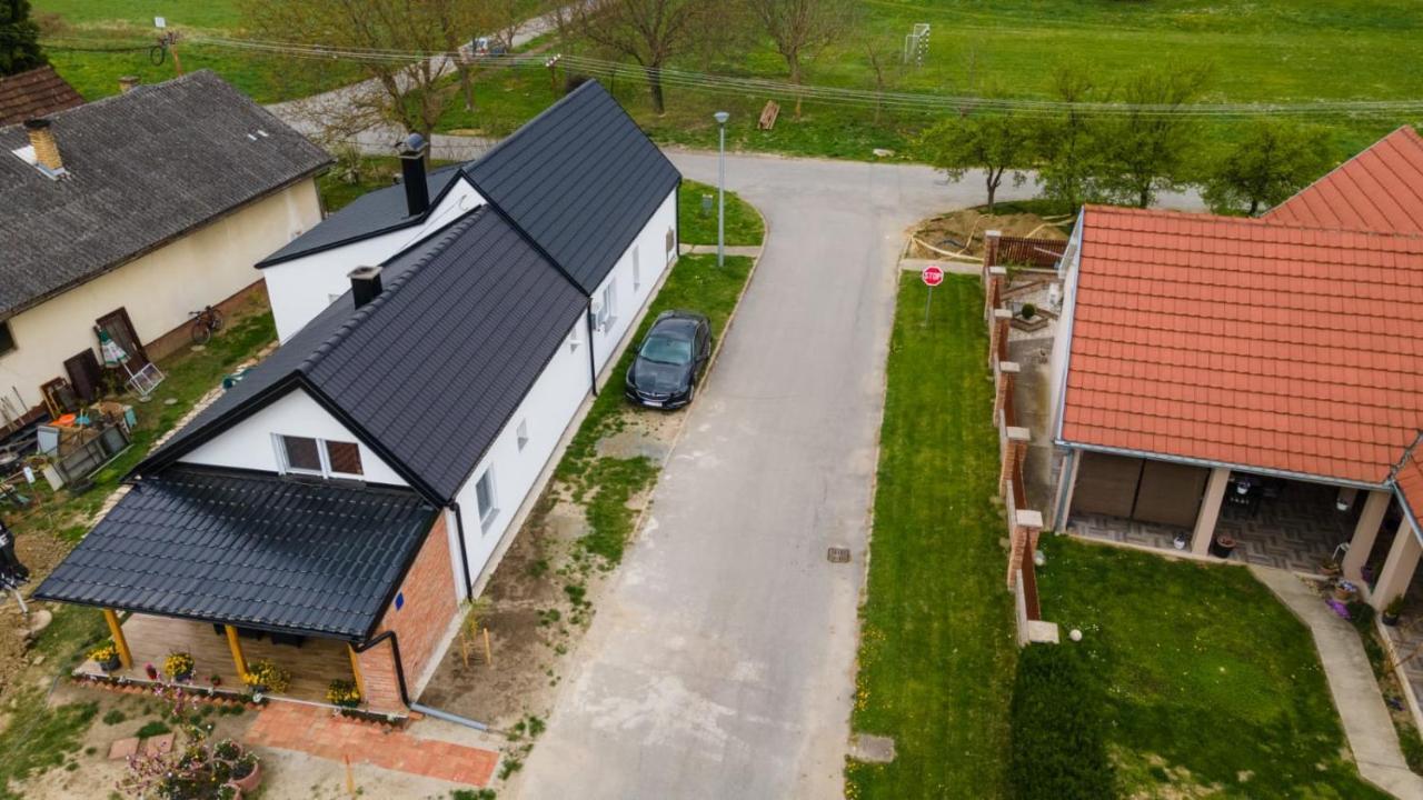 Apartman Tea Valpovo Zewnętrze zdjęcie